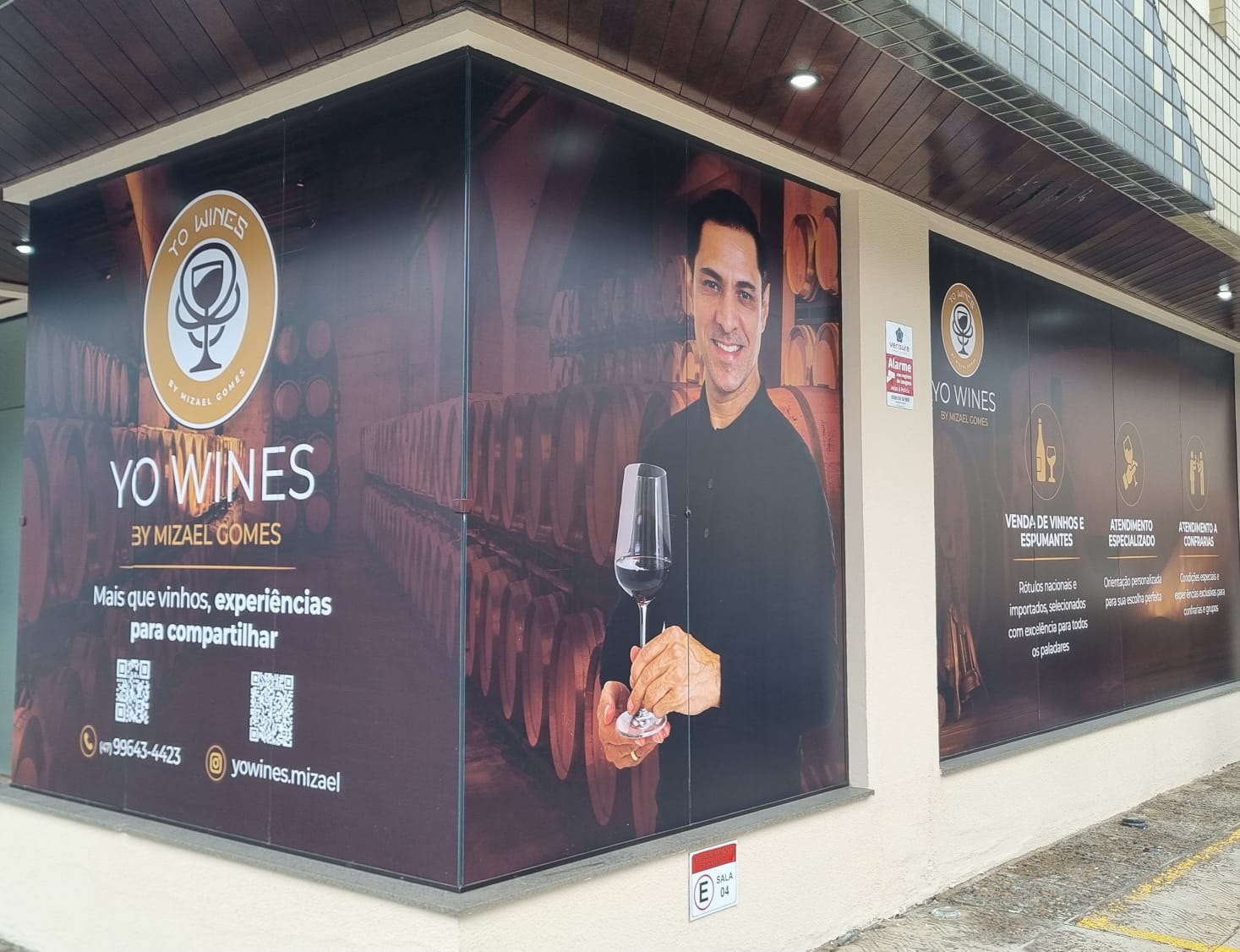 Fachada da loja Yo Wines by Mizael Gomes